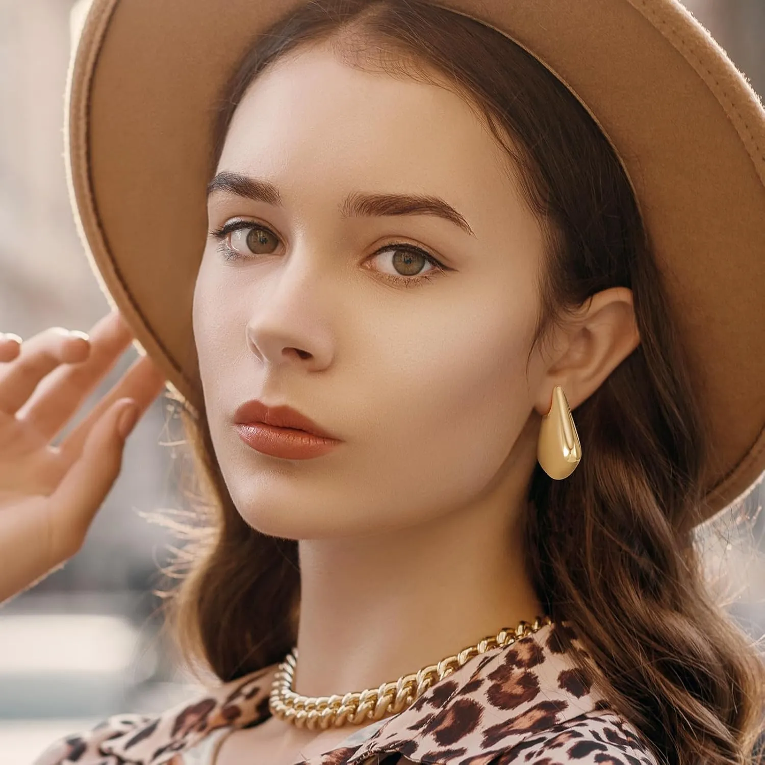 Gold Earrings for Women 14K Gold Plated Chunky Gold Earrings Earrings Dupes Irregular Waterdrop Hoop Earrings for Women Trendy Jewelry Gifts