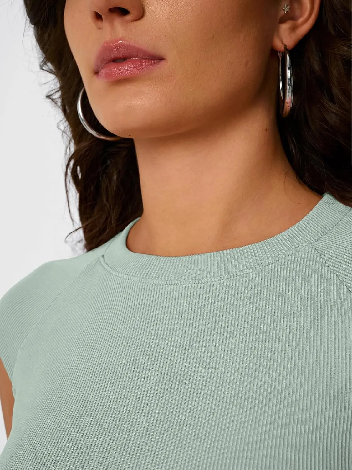 Trendy Queen Women's Cap Sleeve Shirts Ribbed Knit Summer Top 2025 Basic Cute Y2k Tee Crop Clothes