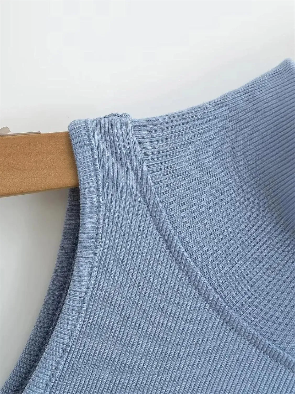 Women's Turtleneck Sleeveless Knitted Dress Slim Fit Stretch Solid Color Trumpet Fishtail Midi Dress